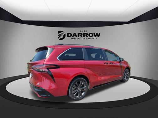 2021 Toyota Sienna XSE 7 Passenger