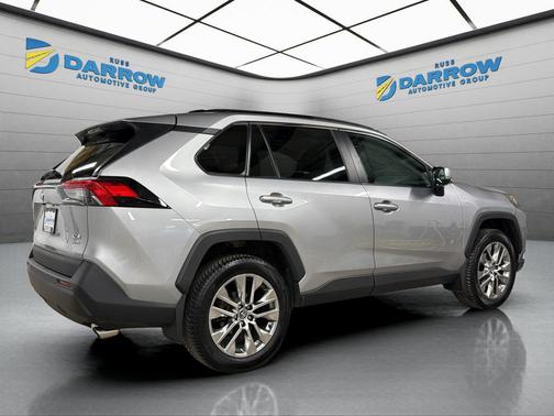 Silver Sky Metallic 2020 Toyota RAV4 XLE Premium