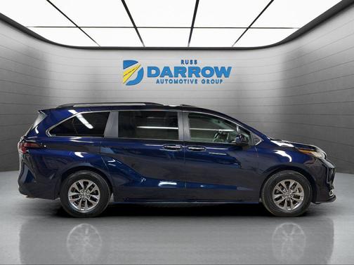 Predawn Gray Mica 2023 Toyota Sienna XLE