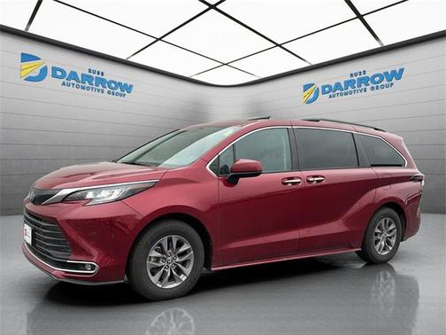 2023 Toyota Sienna XLE