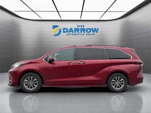 2023 Toyota Sienna XLE