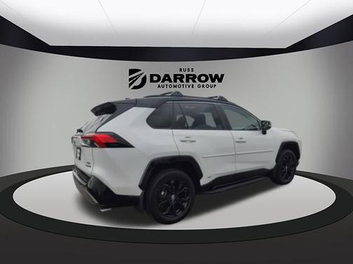 2023 Toyota RAV4 Hybrid SE