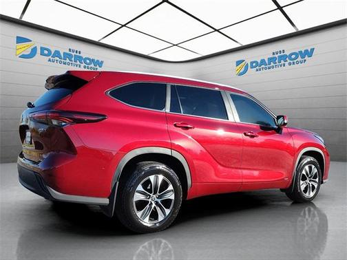 2025 Toyota Highlander Hybrid XLE