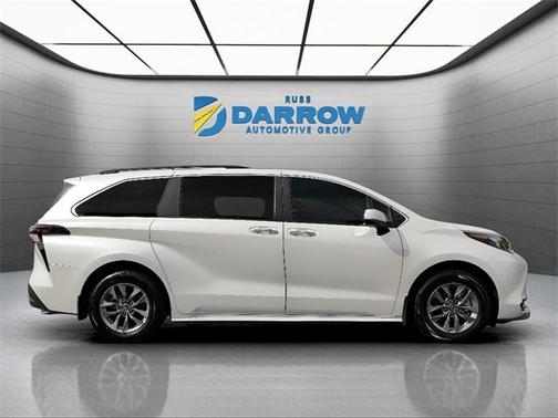 2024 Toyota Sienna XLE 7 Passenger