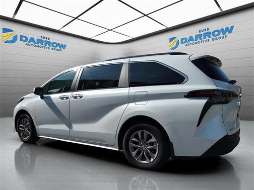 2024 Toyota Sienna XLE 7 Passenger