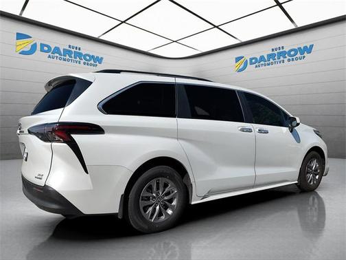 2024 Toyota Sienna XLE 7 Passenger