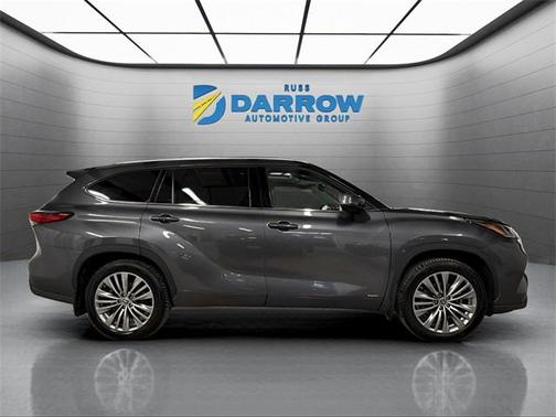 2022 Toyota Highlander Hybrid Platinum