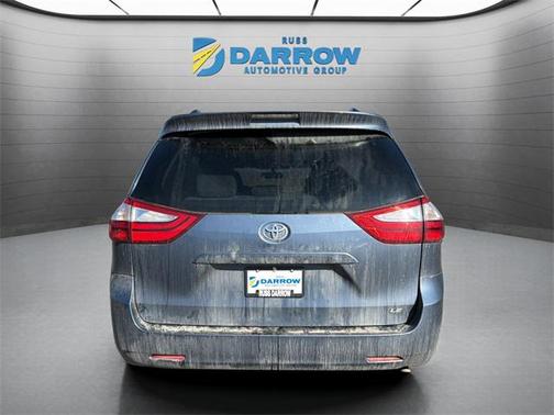 2017 Toyota Sienna LE