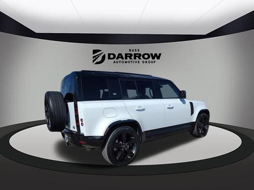 2022 Land Rover Defender 110 X-Dynamic HSE
