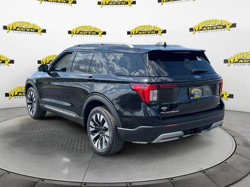Agate Black Metallic 2026 Ford Explorer Platinum