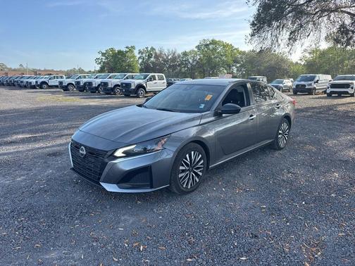 Gun Metallic 2024 Nissan Altima 2.5 SV