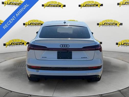 2023 Audi e-tron S line Premium