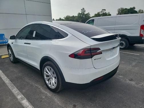 2020 Tesla Model X Long Range