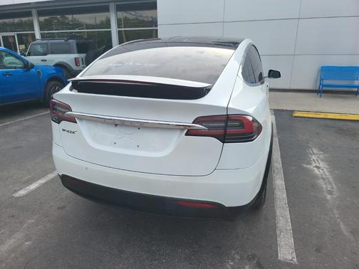 2020 Tesla Model X Long Range