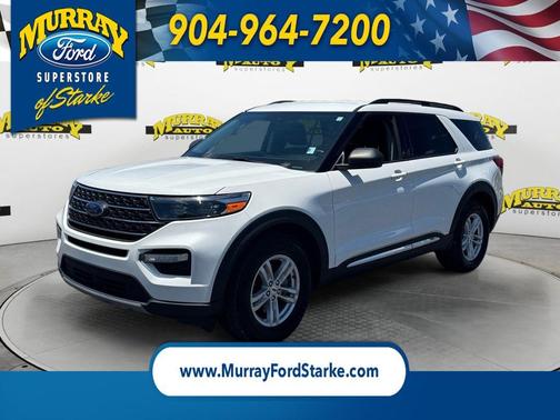 White Metallic 2023 Ford Explorer XLT