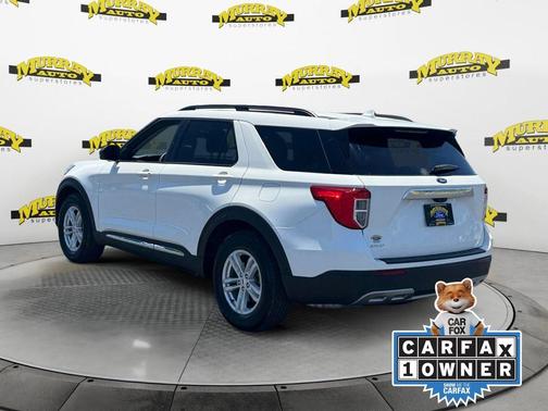 White Metallic 2023 Ford Explorer XLT