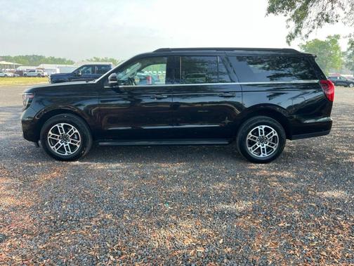 Black Metallic 2025 Ford Expedition Max Active