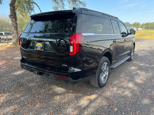 Black Metallic 2025 Ford Expedition Max Active