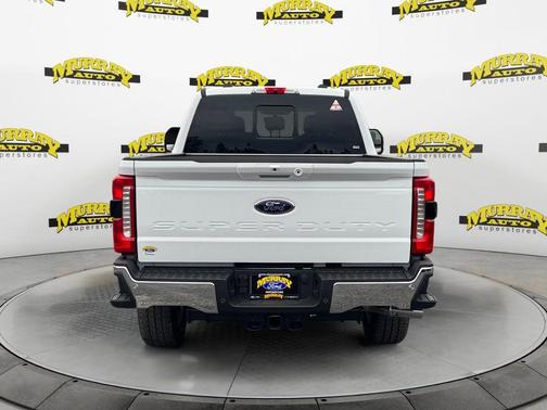 Oxford White 2026 Ford F-350 Lariat Super Duty