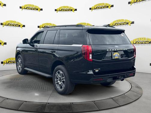 Agate Black Metallic 2026 Ford Expedition Active