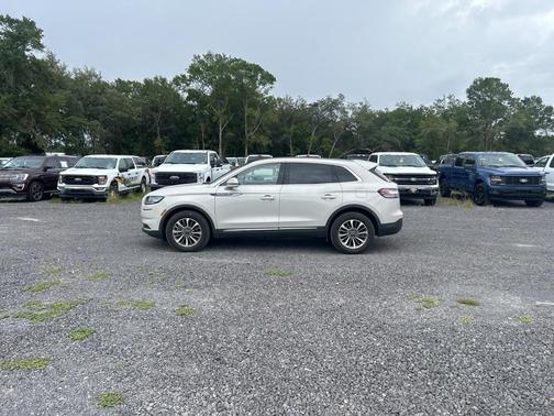 2021 Lincoln Nautilus Reserve