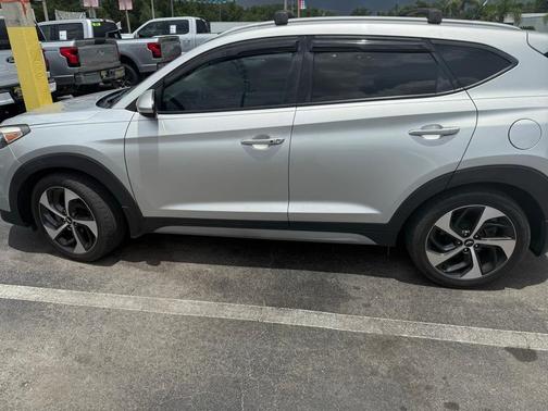 2017 Hyundai TUCSON Sport