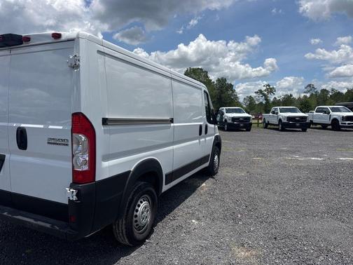 Bright White Clearcoat 2025 RAM ProMaster 2500 Base