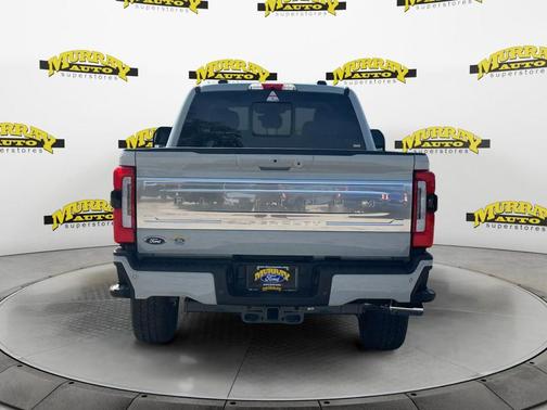Avalanche 2026 Ford F-350 Platinum