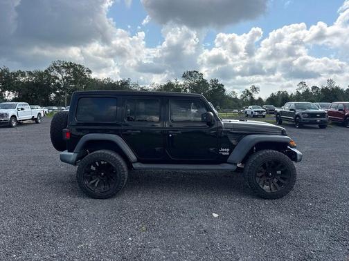 Black Clearcoat 2020 Jeep Wrangler Unlimited Sport