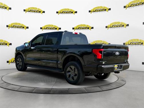 2025 Ford F-150 Lightning Flash