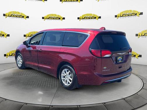 Velvet Red Pearlcoat 2020 Chrysler Pacifica Touring