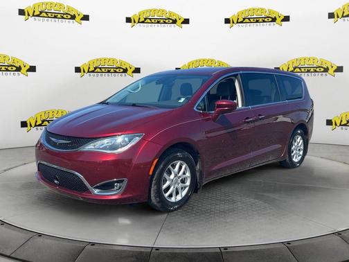 Velvet Red Pearlcoat 2020 Chrysler Pacifica Touring
