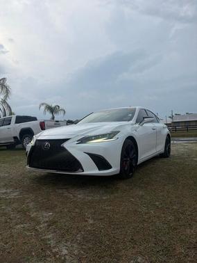 Ultra White 2022 Lexus ES 350 F Sport