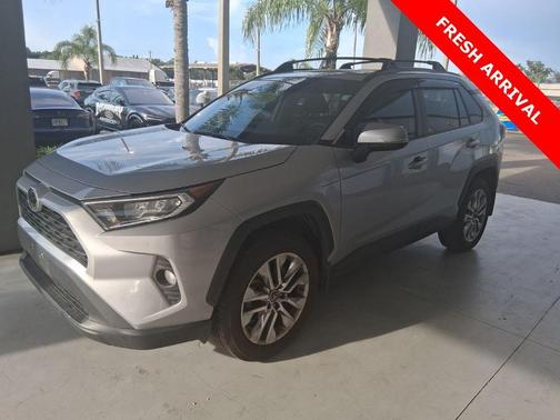 2019 Toyota RAV4 XLE Premium