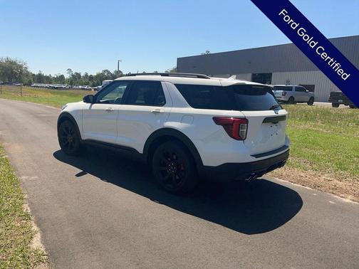 White Metallic 2023 Ford Explorer ST