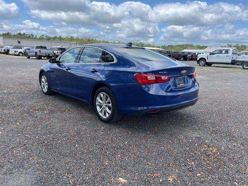 Riverside Blue Metallic 2023 Chevrolet Malibu LT