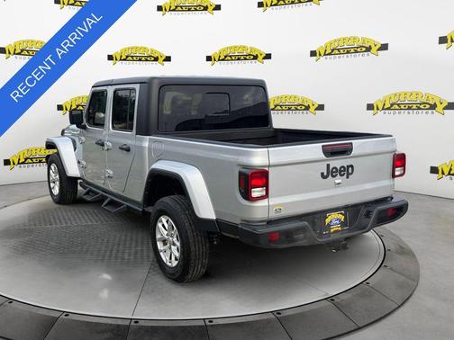 2023 Jeep Gladiator Sport