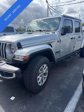 2023 Jeep Gladiator Sport
