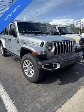 2023 Jeep Gladiator Sport