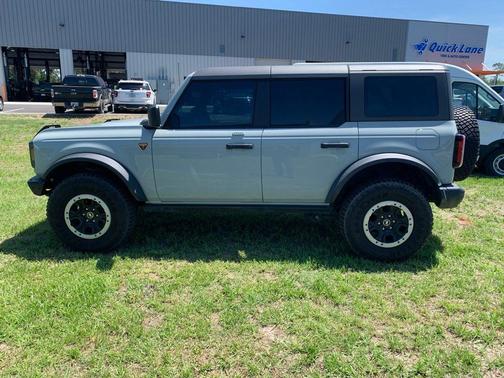 Cactus 2022 Ford Bronco Badlands