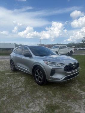 Silver Metallic 2024 Ford Escape ST-Line