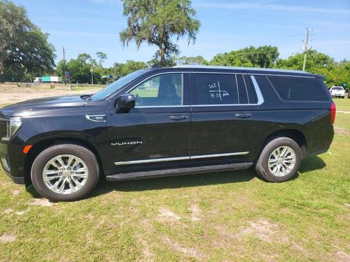 2023 GMC Yukon XL SLT