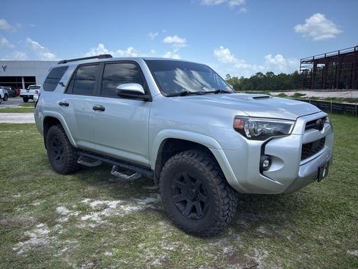 2021 Toyota 4Runner TRD Off Road