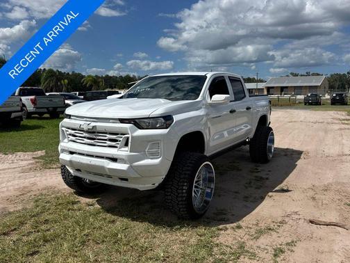 Summit White 2023 Chevrolet Colorado WT
