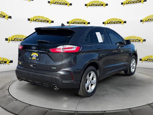 2020 Ford Edge SE