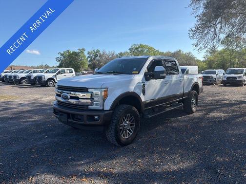 White 2017 Ford F-350 King Ranch