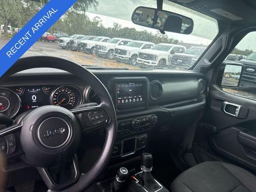 2023 Jeep Gladiator Sport