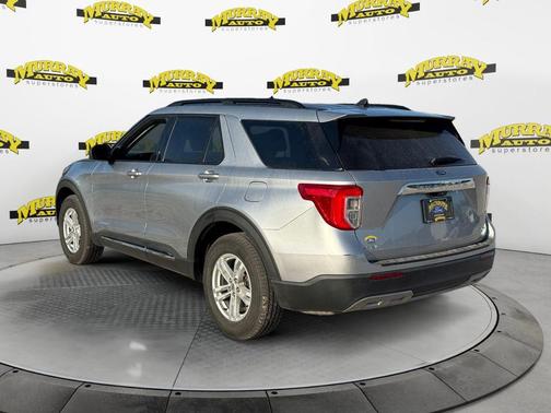 Silver Metallic 2022 Ford Explorer XLT