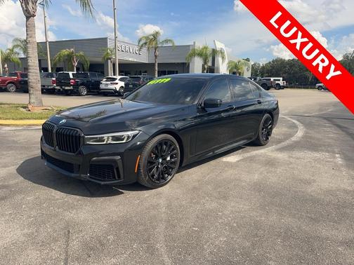 2022 BMW 750 i xDrive