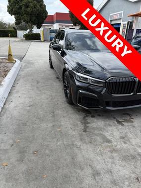 2022 BMW 750 i xDrive